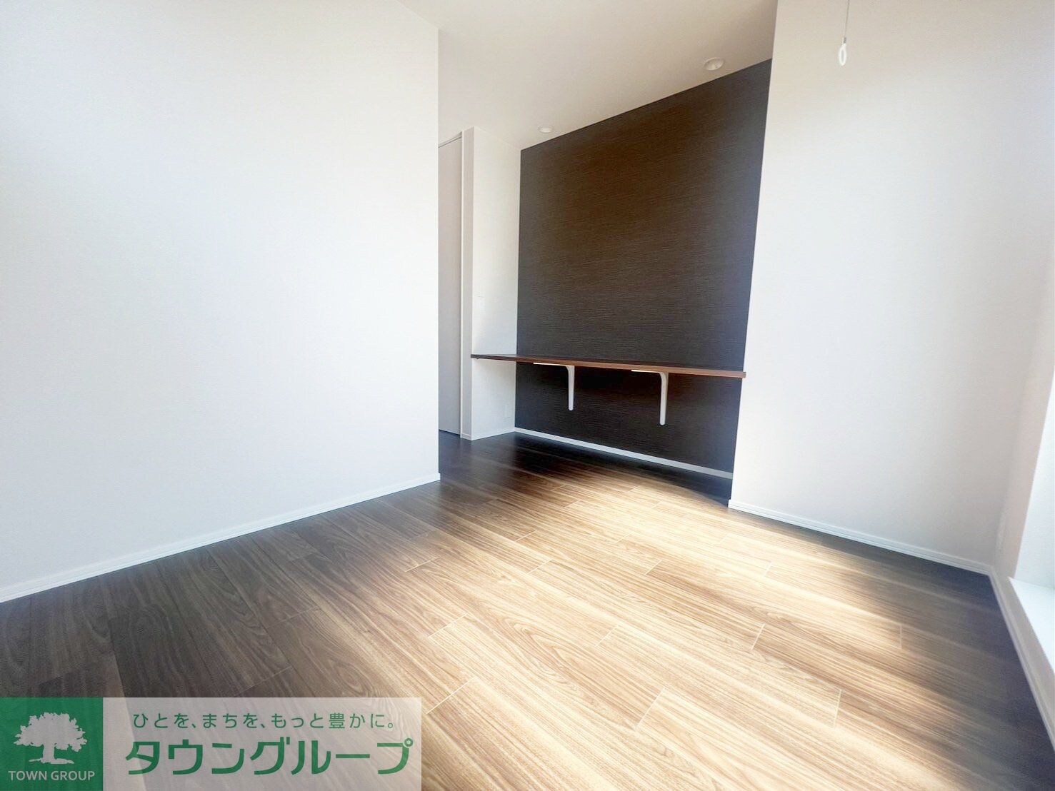 イズミレジデンスの物件内観写真