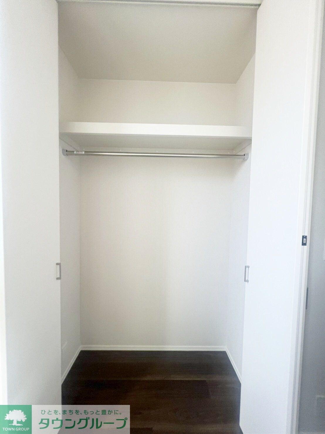 イズミレジデンスの物件内観写真