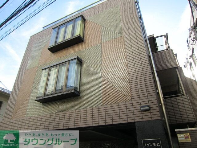 メゾン里仁の物件外観写真