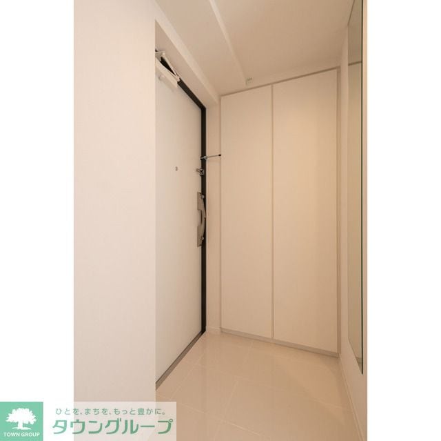 コンフォリア東新宿の物件内観写真