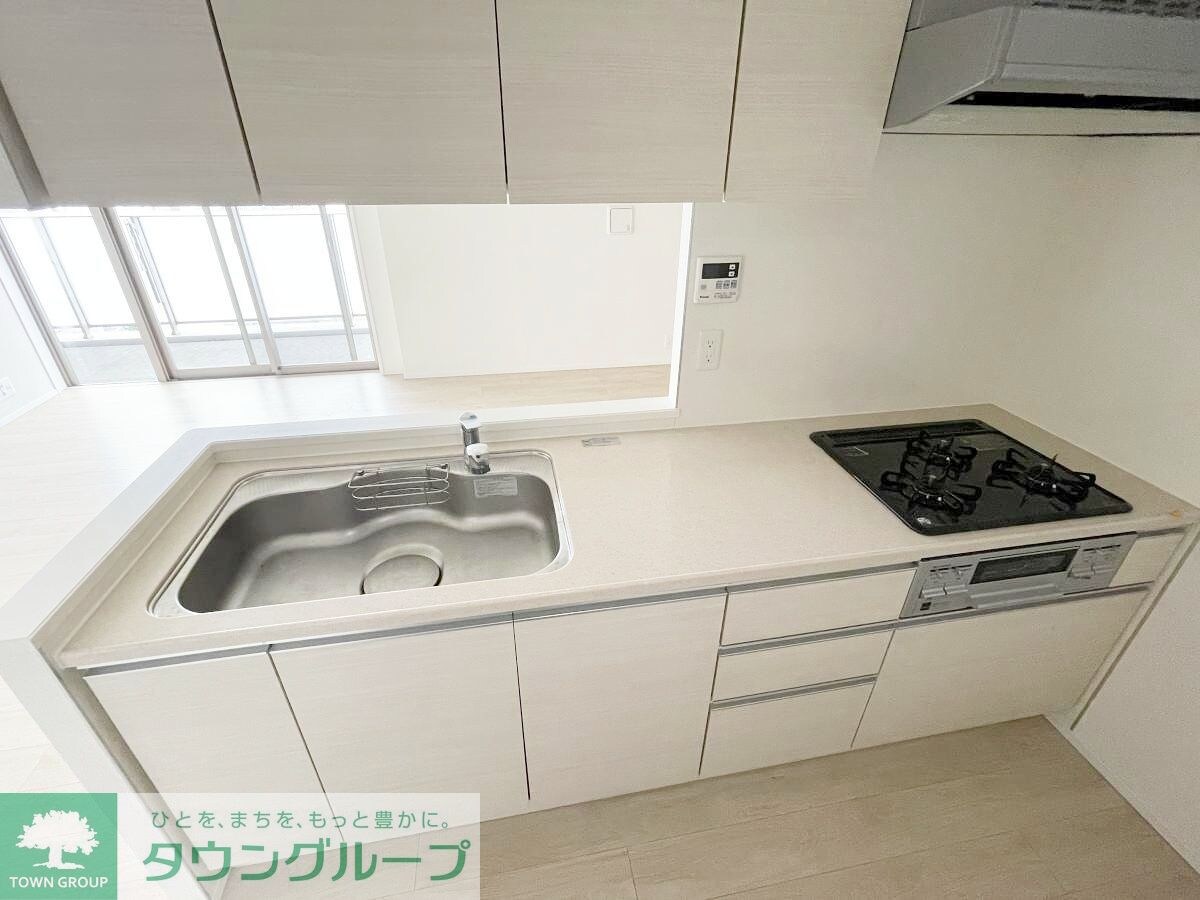 コンフォリア東新宿ステーションフロントの物件内観写真