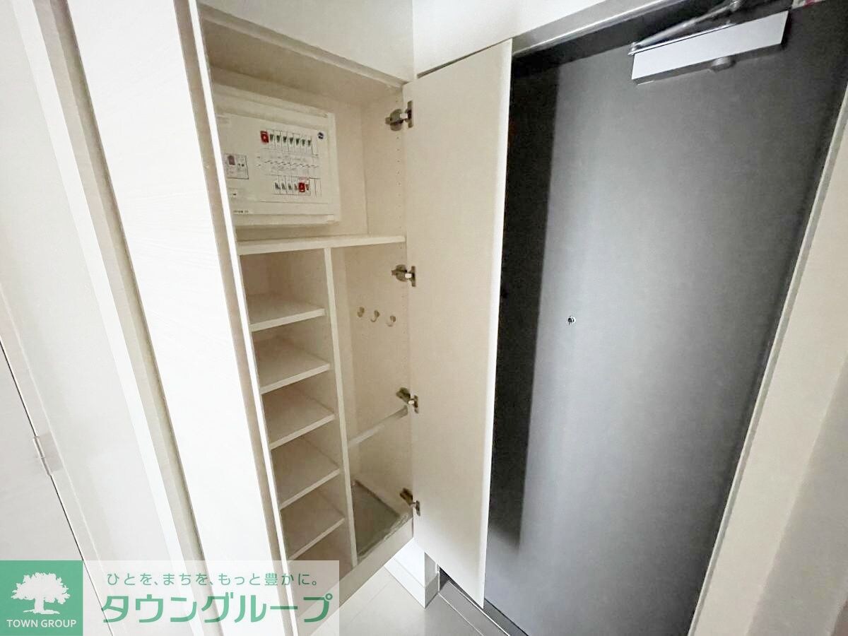 コンフォリア東新宿ステーションフロントの物件内観写真