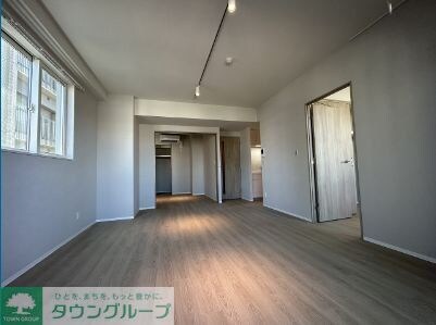 ＬｉｖｅＦｌａｔ新中野の物件内観写真