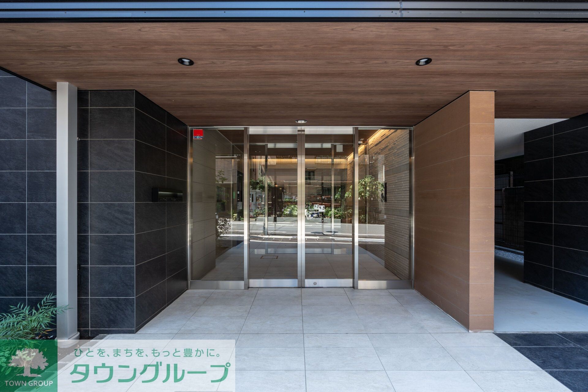 コンフォリア・リヴ北新宿の物件内観写真