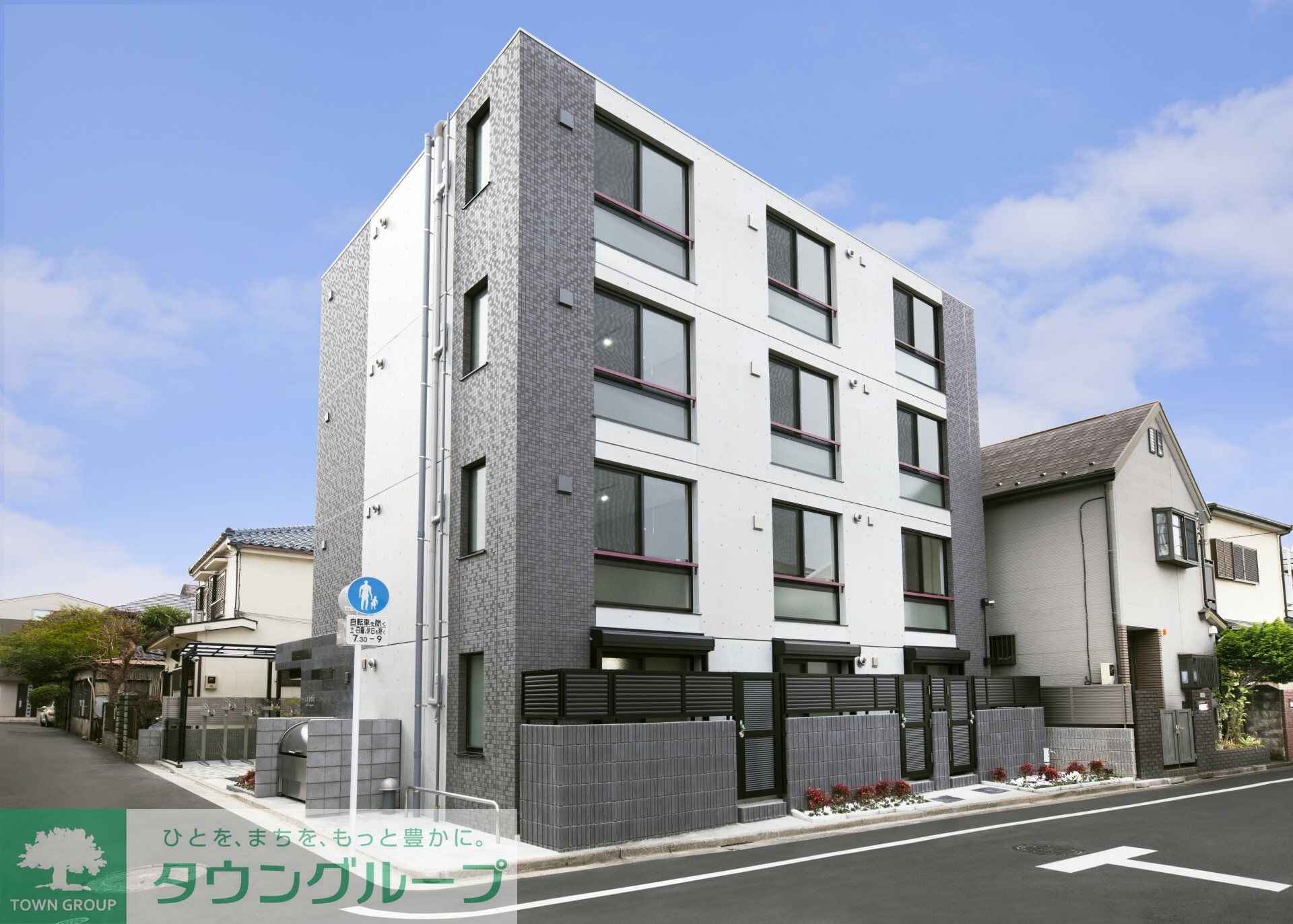 LUORE新江古田の物件外観写真