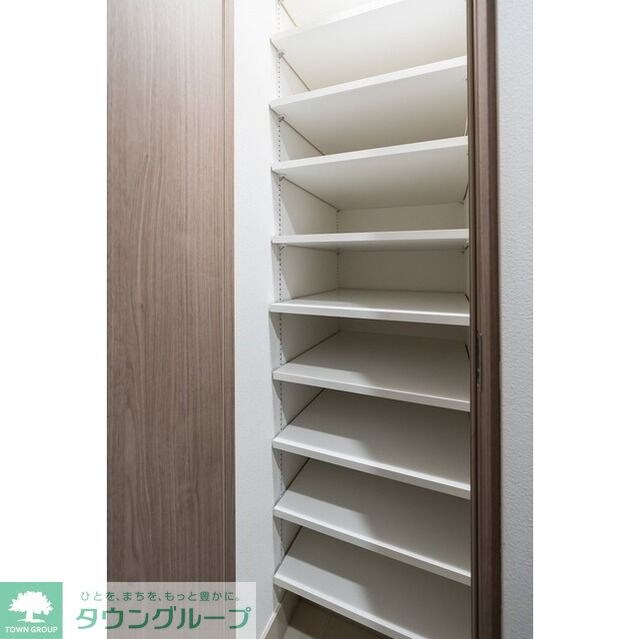 ザ・グラヴィティ新宿の物件内観写真