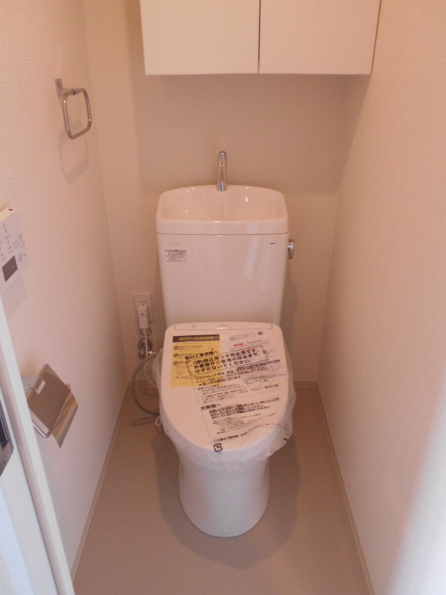 ＯＮＥ　ＲＯＯＦ　ＦＬＡＴ　ＮＩＳＨＩＷＡＳＥＤＡの物件内観写真