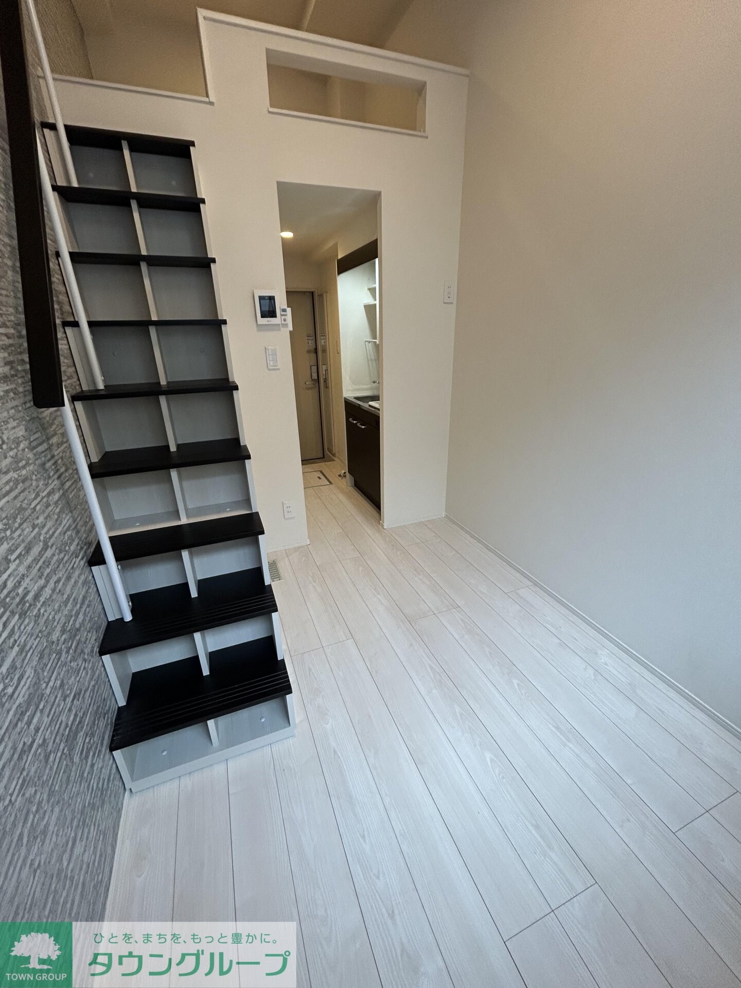 レジデンス・イン初台の物件内観写真