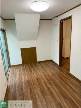 渋谷区本町5丁目戸建の物件内観写真