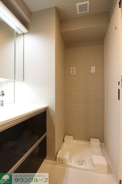 ダン・ラベニール北新宿の物件内観写真