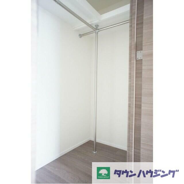 コンフォリア東新宿ステーションフロントの物件内観写真