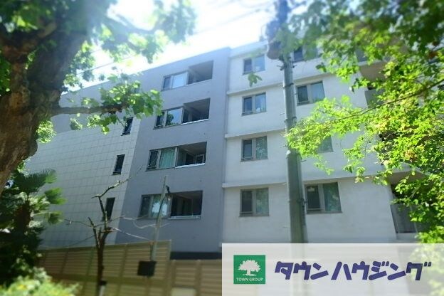 コスモリード新宿余丁町の物件内観写真