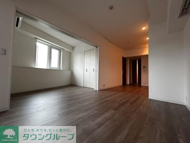 コスモリード新宿余丁町の物件内観写真