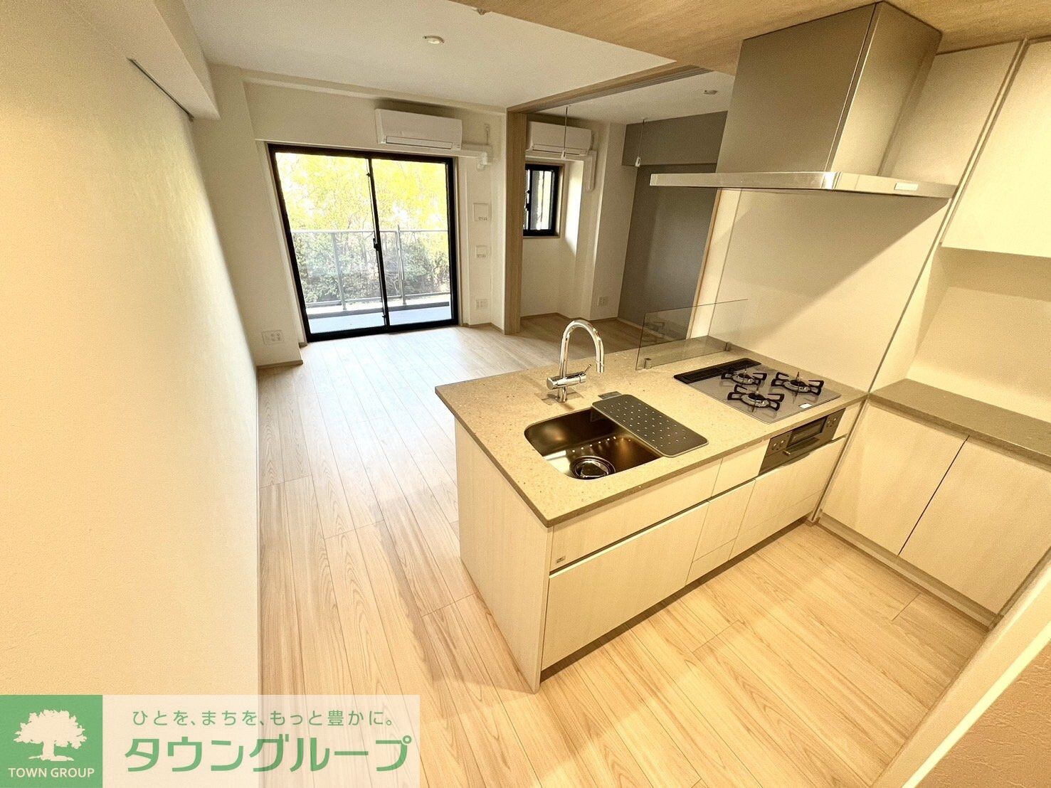 オーパスレジデンス南青山の物件内観写真