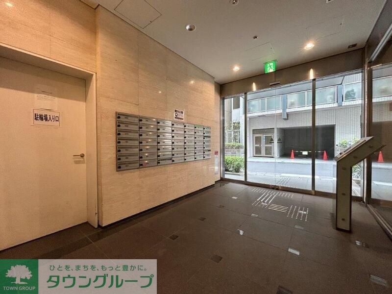 ラクアスレジデンス東新宿の物件内観写真