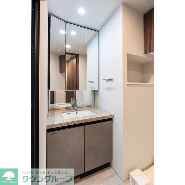 コンフォリア・リヴ東中野の物件内観写真