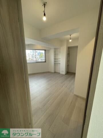 ヴィアーレ四谷の物件内観写真