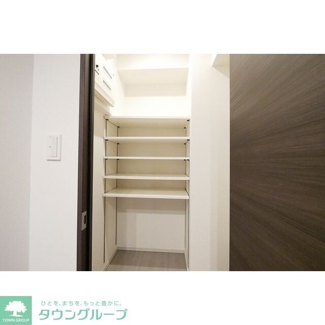 コンフォリア新宿イーストサイドタワーの物件内観写真