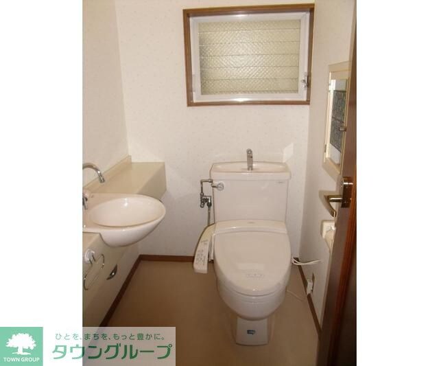 杉並区和泉４丁目貸家の物件内観写真