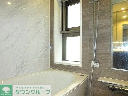 ロイヤルシーズン新宿柏木の物件内観写真