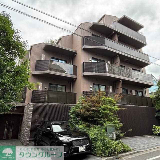 パークアクシス市谷加賀町の物件外観写真