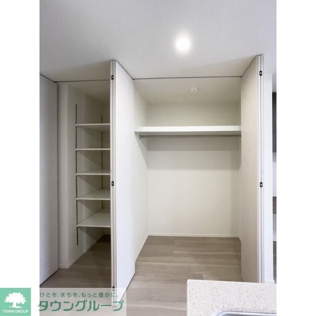 コンフォリア北沢の物件内観写真