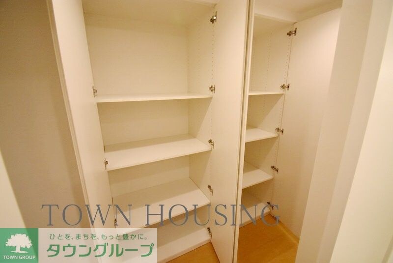 フレンシア外苑西の物件内観写真