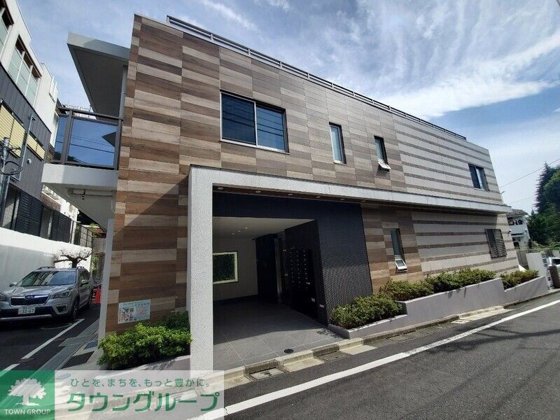 The Well Mejiroの物件外観写真