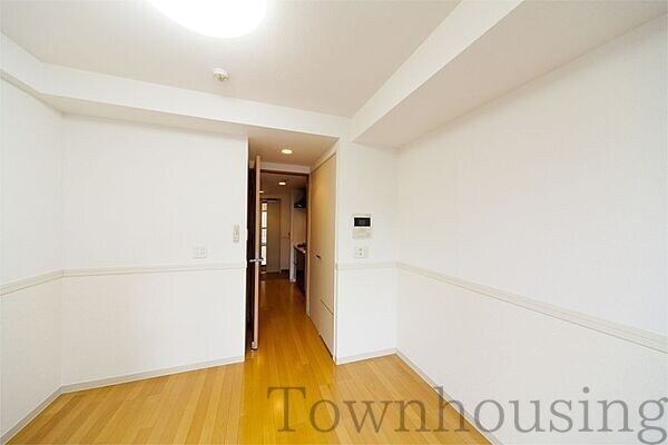 レジディア新宿御苑の物件内観写真