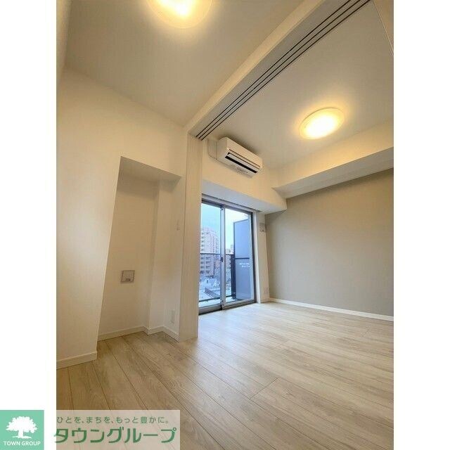 コンフォリア・リヴ新中野ＳＯＵＴＨの物件内観写真