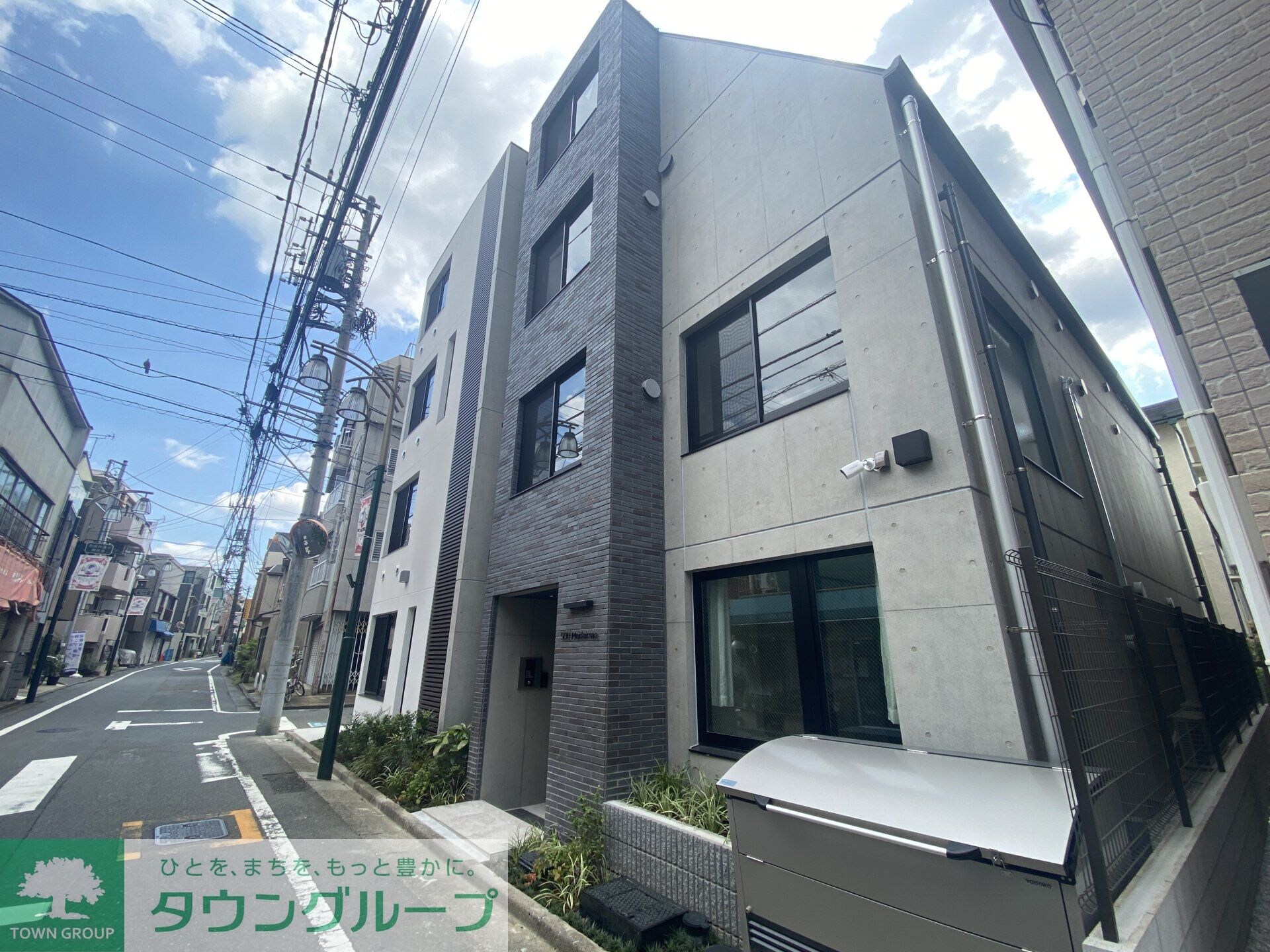 SOU明大前の物件外観写真