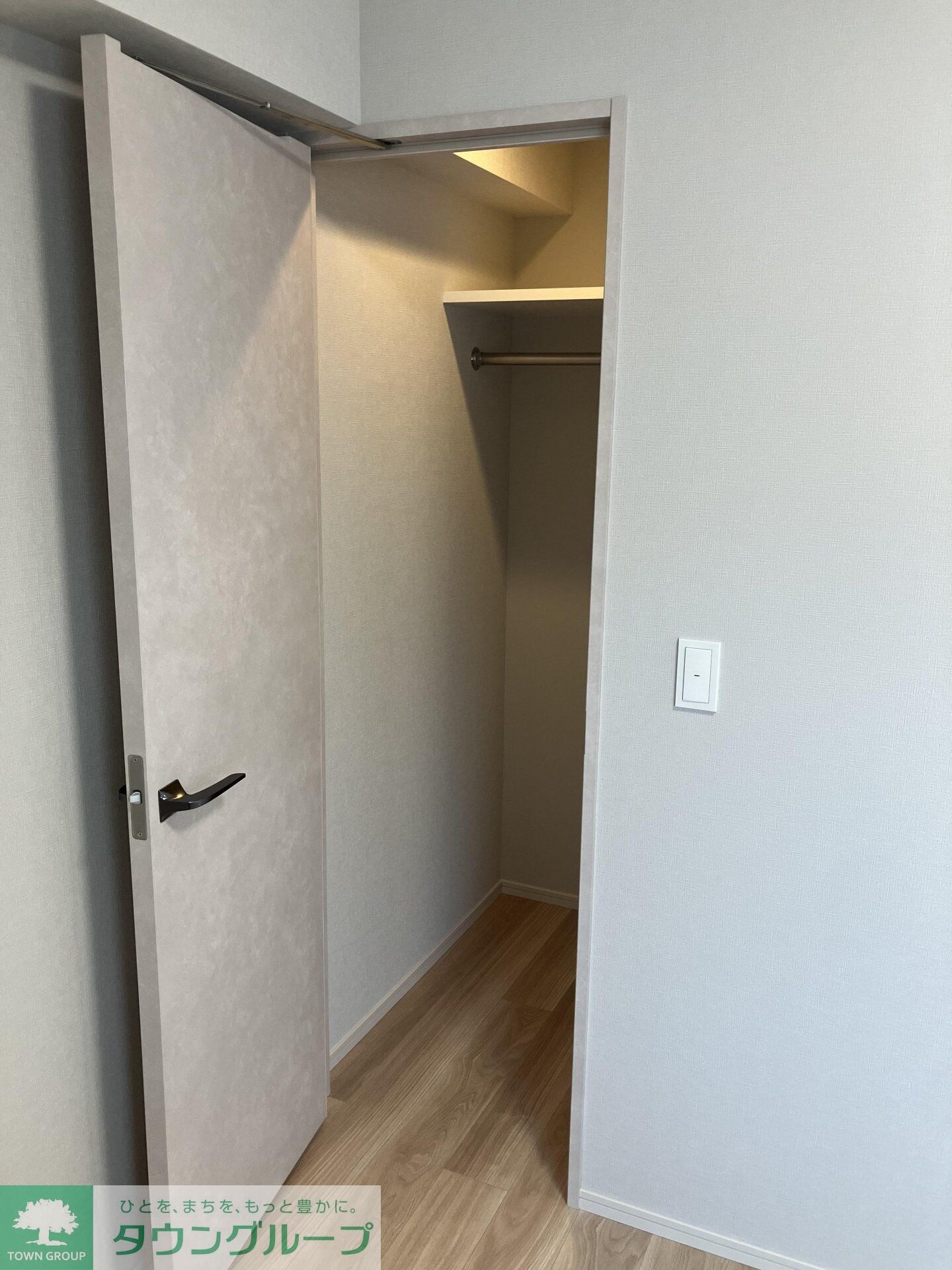 クレストコート中野富士見町の物件内観写真