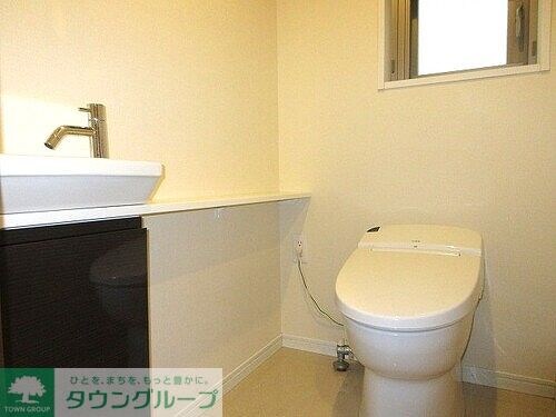 ロイヤルシーズン新宿柏木の物件内観写真