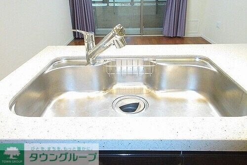 ロイヤルシーズン新宿柏木の物件内観写真