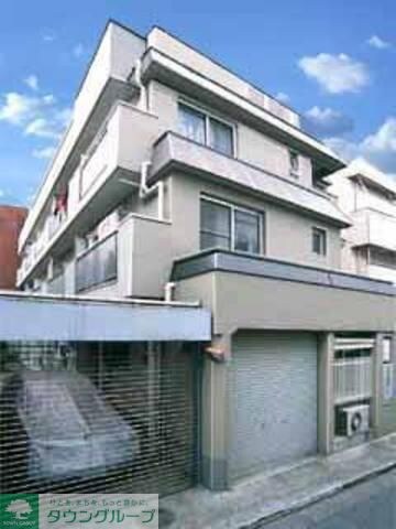 レオパレス新宿Ａ館の物件外観写真