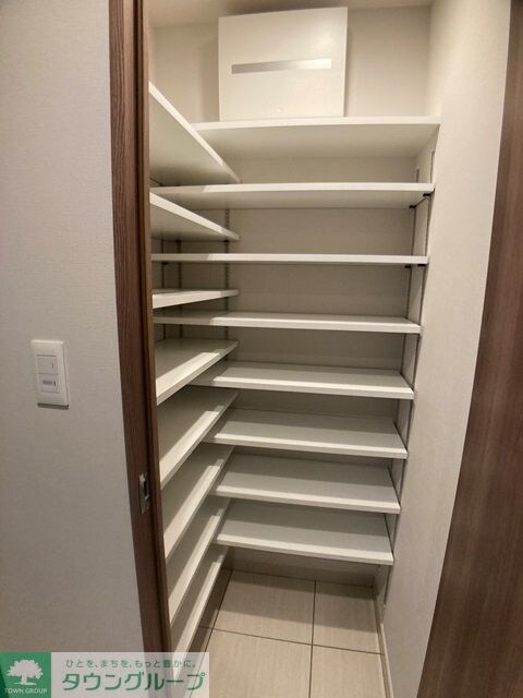 グランドゥールプレミアム代々木大山の物件内観写真