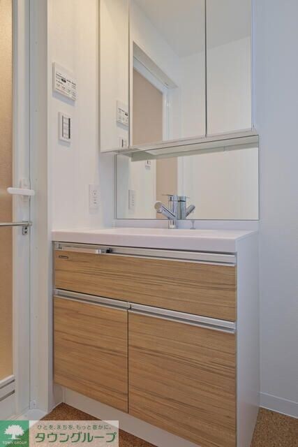 エストゥルース東高円寺の物件内観写真