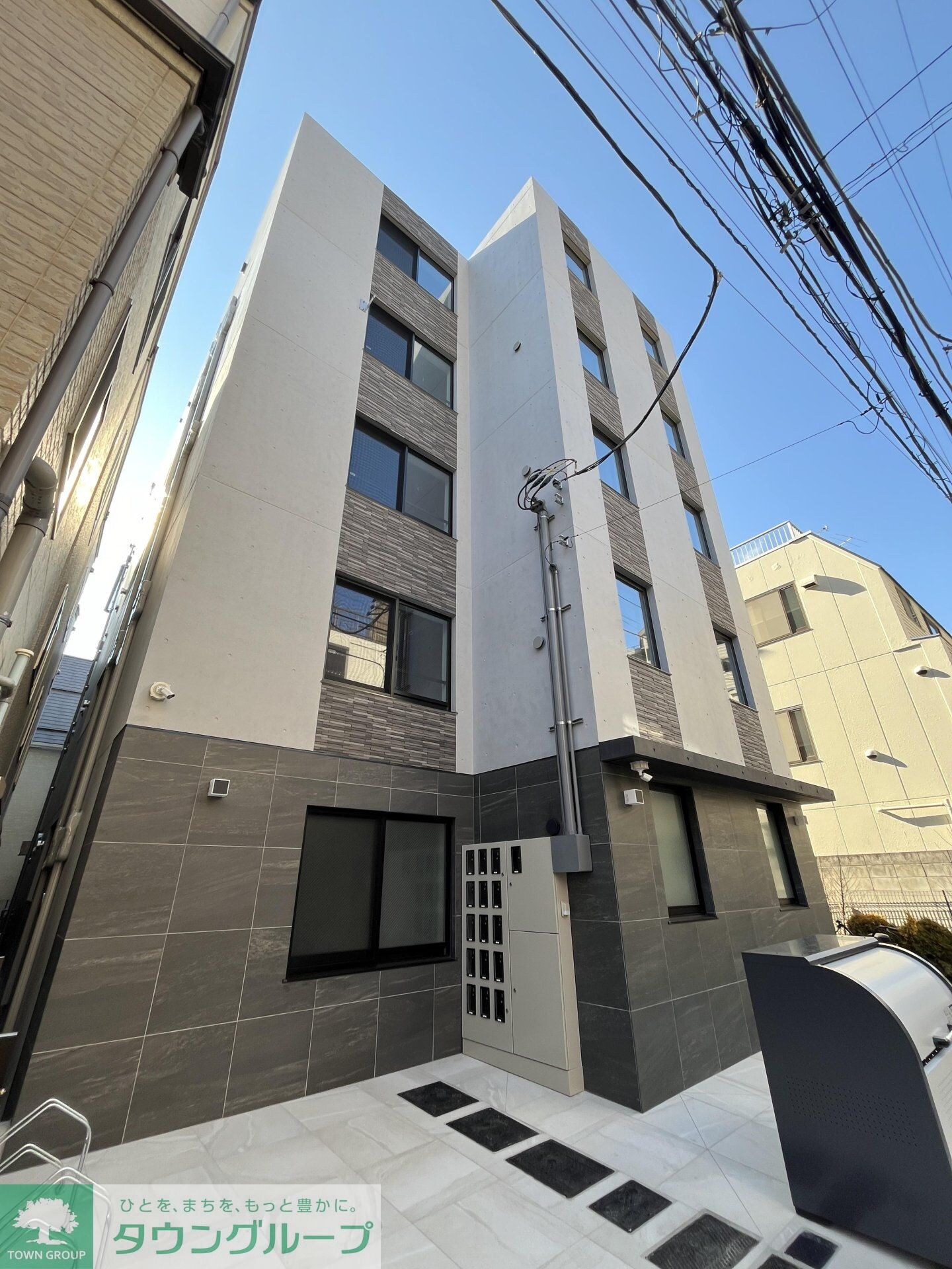 SOLASIAresidence西日暮里の物件外観写真