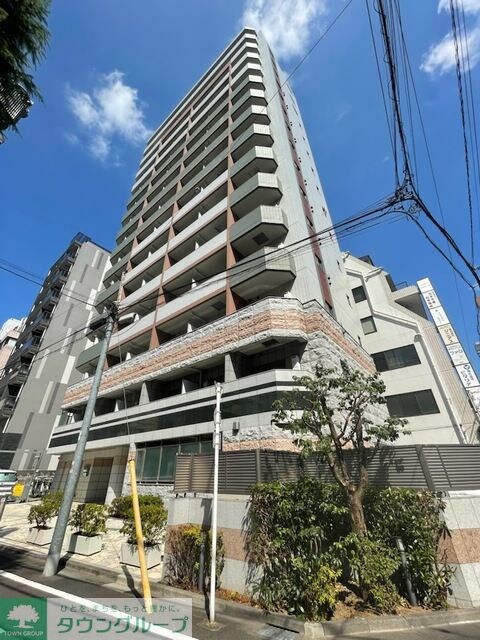 ガーラ・ステーション新宿御苑前の物件外観写真