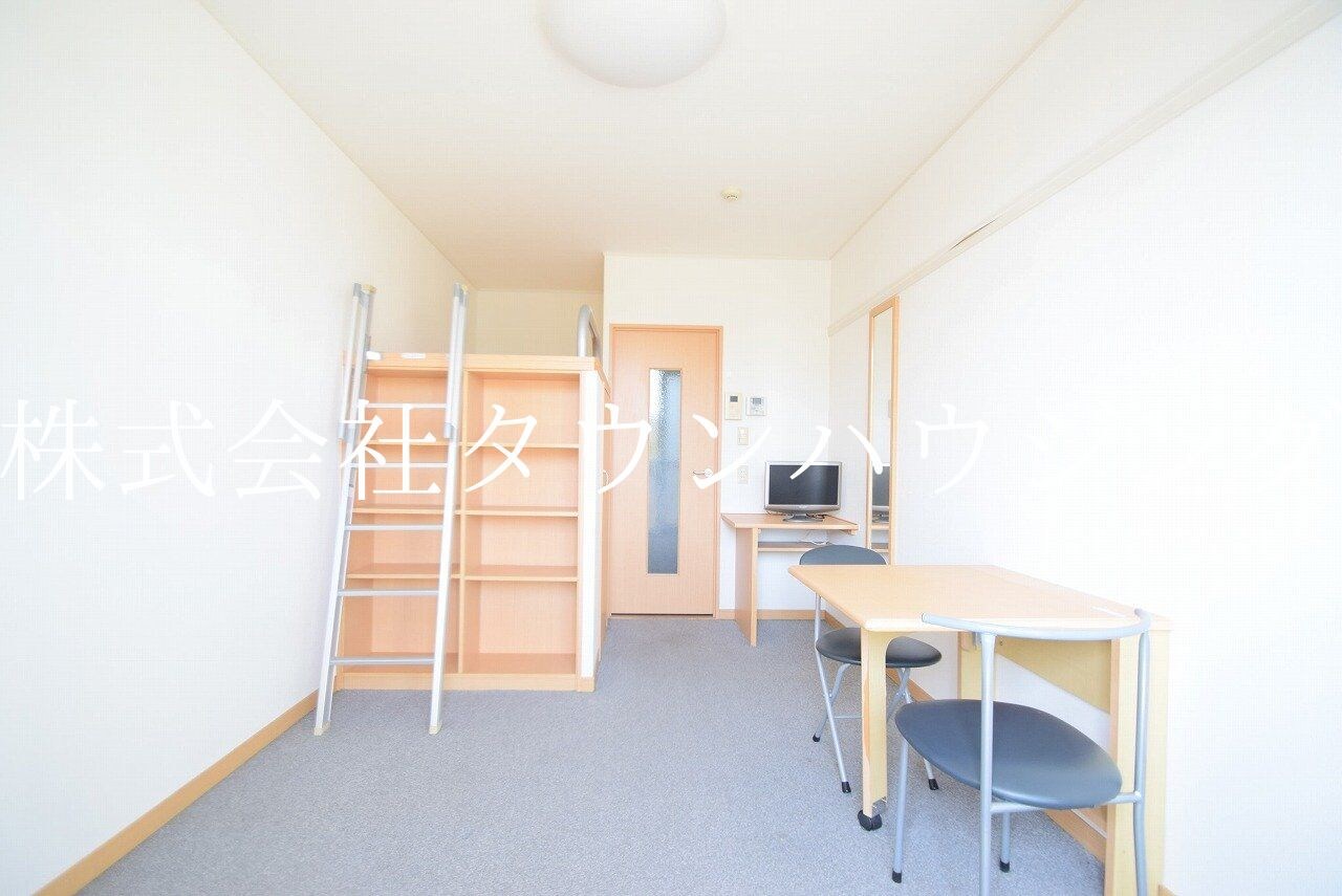 レオパレス大井の物件内観写真