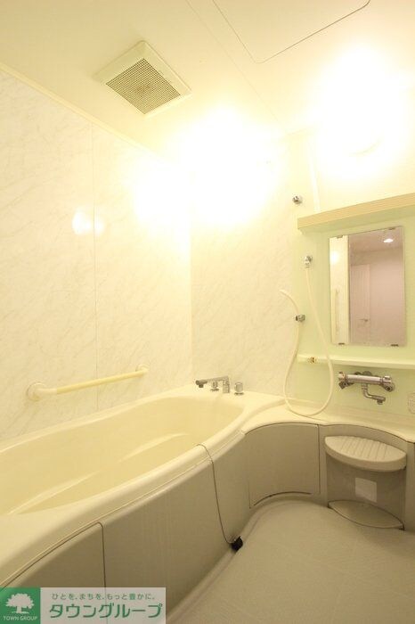 モニュメントスクウェア　弐番館の物件内観写真