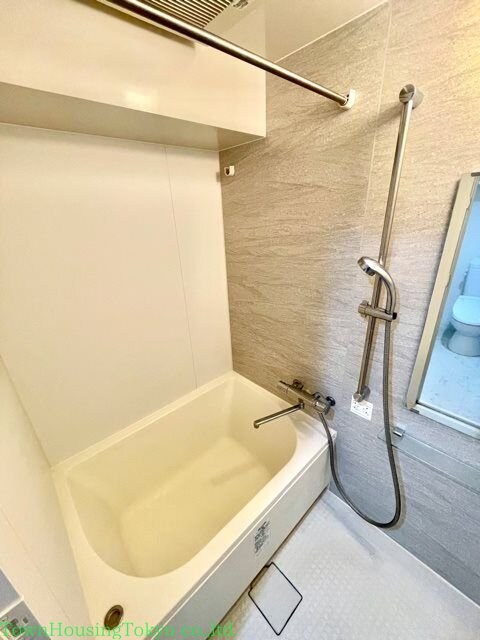 レジディア三宿の物件内観写真