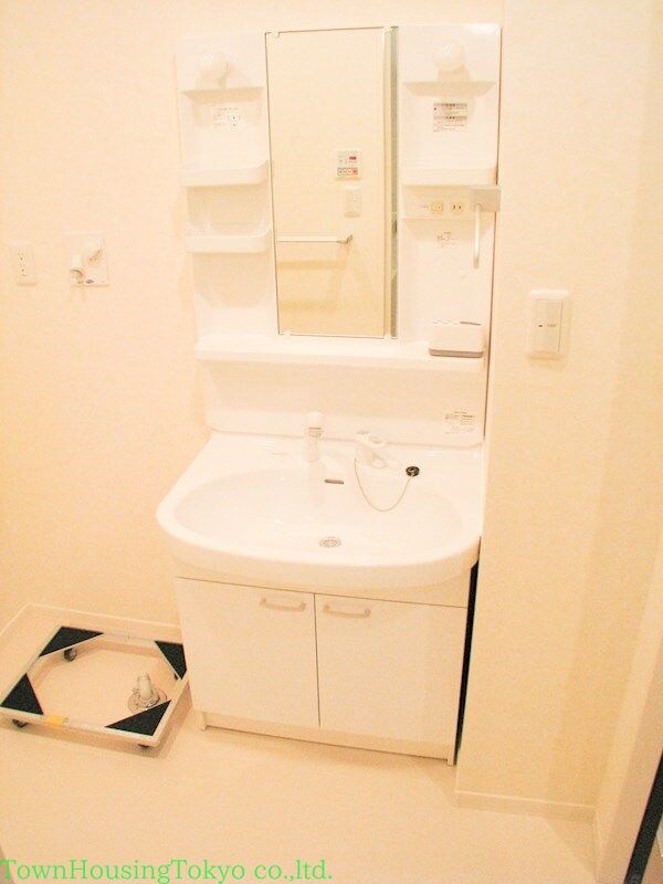 ジュネ三軒茶屋の物件内観写真
