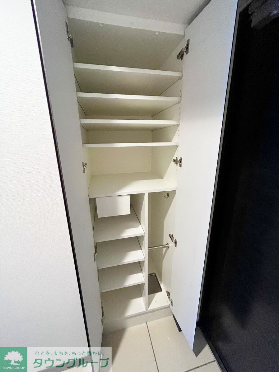 ジェノヴィア目黒南グリーンヴェールの物件内観写真