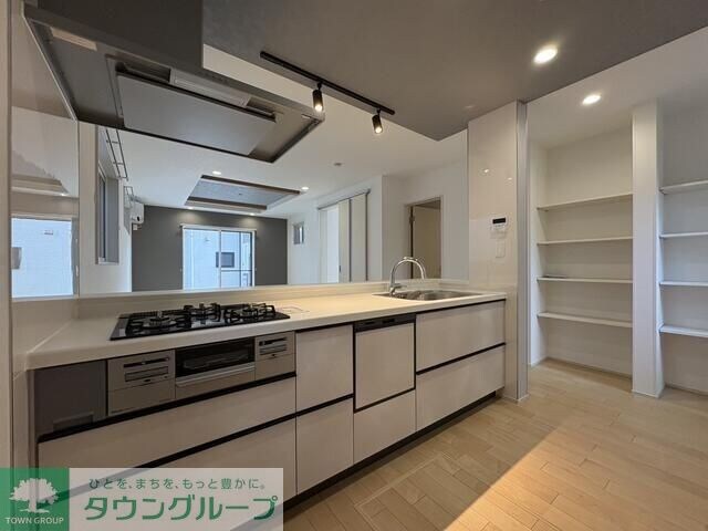 BLOOMING MAISON世田谷区千歳台2丁目の物件内観写真