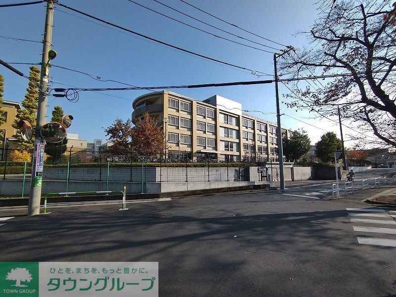 レオネクストディヴェルソの物件内観写真