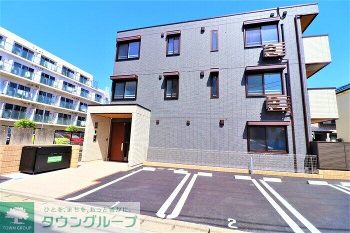 ローレルハイムの物件外観写真