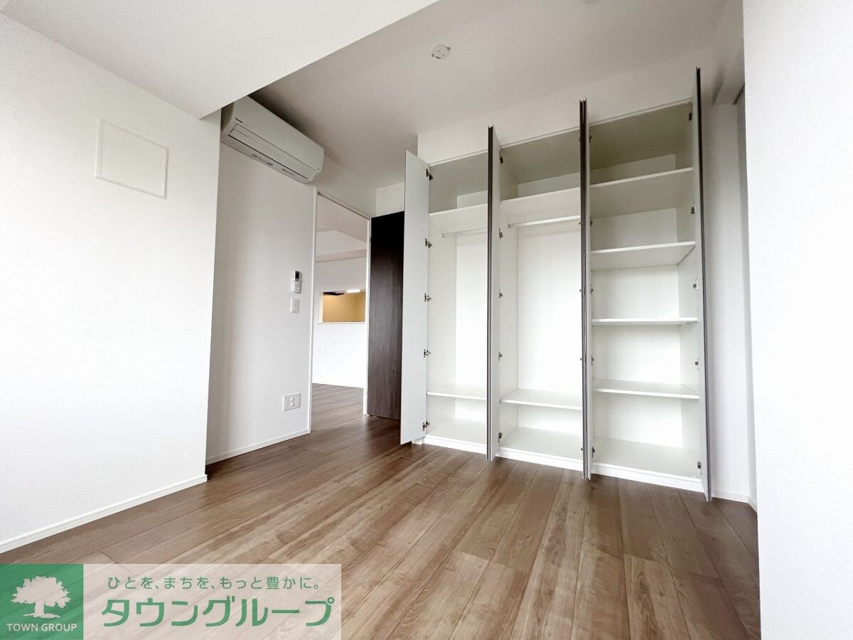 ロイジェント志村坂上の物件内観写真