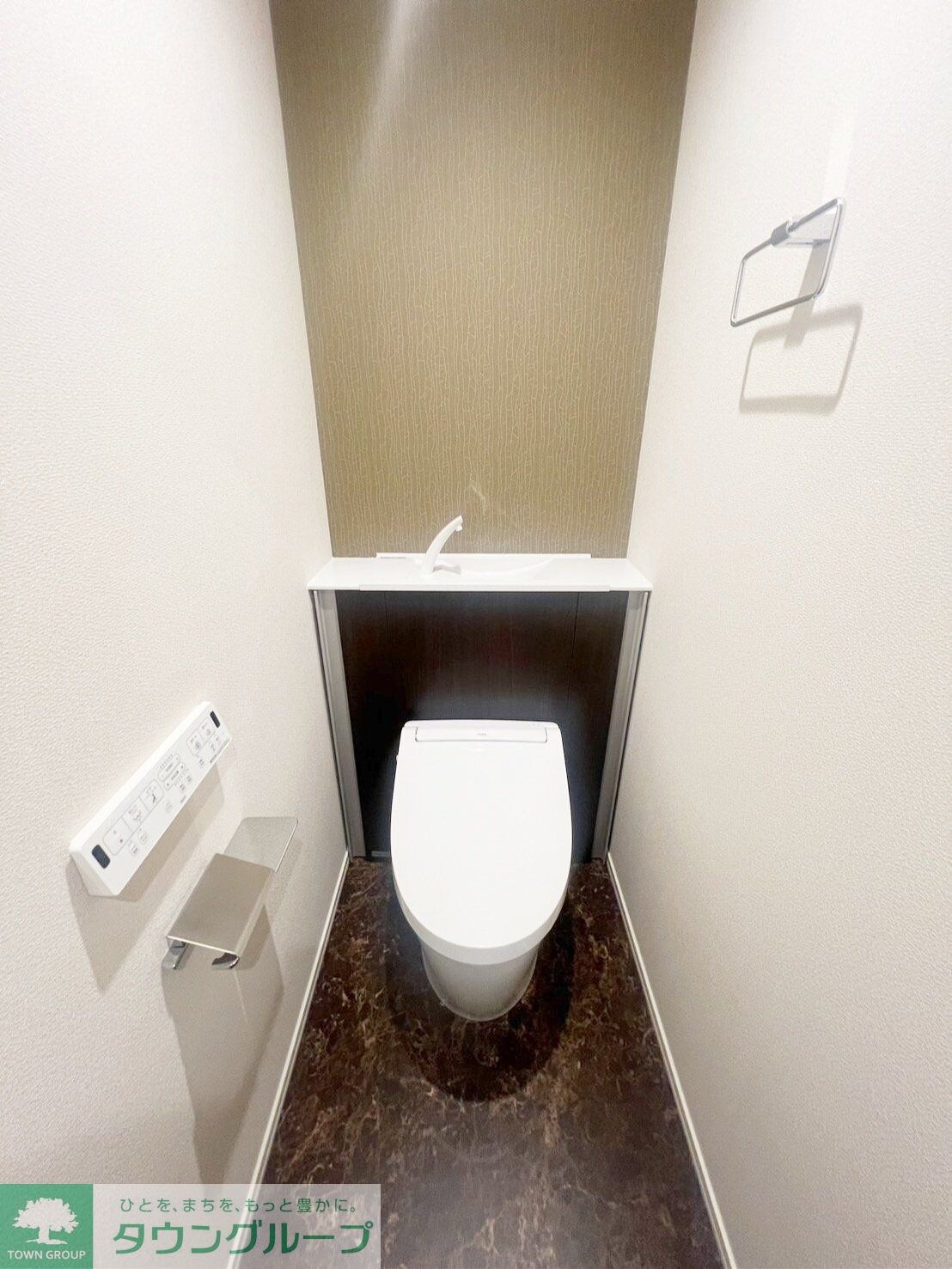 イズミレジデンスの物件内観写真