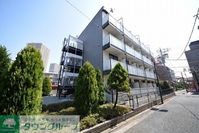 レオパレスシャルメの物件外観写真